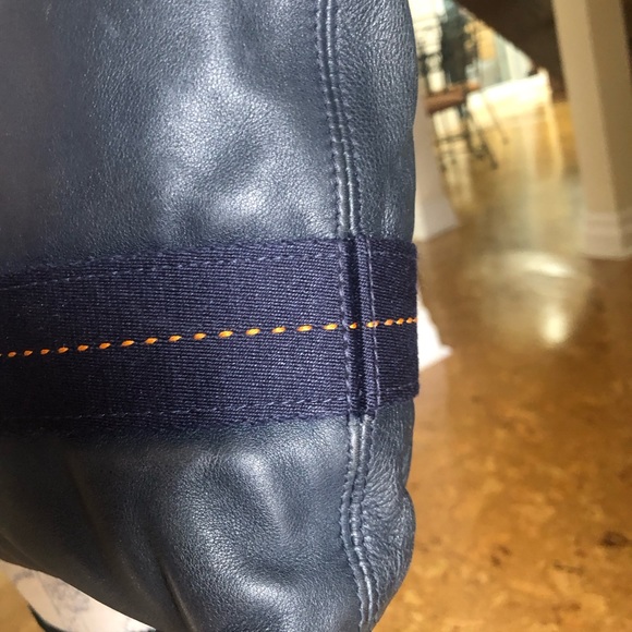 Hermes Crossbody Bag - Picture 8 of 15